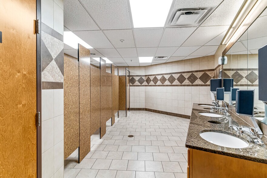 More Photos Of 1101 Brannon Rd, Nicholasville Religious Facility For Sale