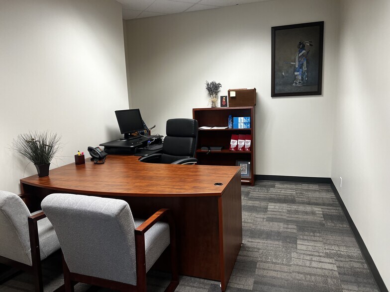 More Photos Of 1415 L St, Sacramento Office For Sale