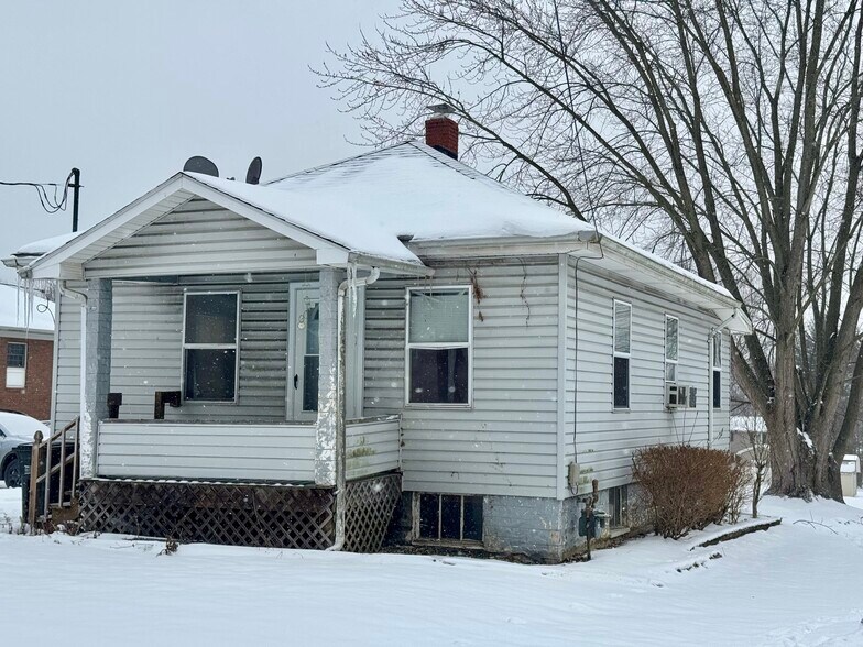 More Photos Of 374 Niles Cortland Rd SE, Warren Specialty For Sale