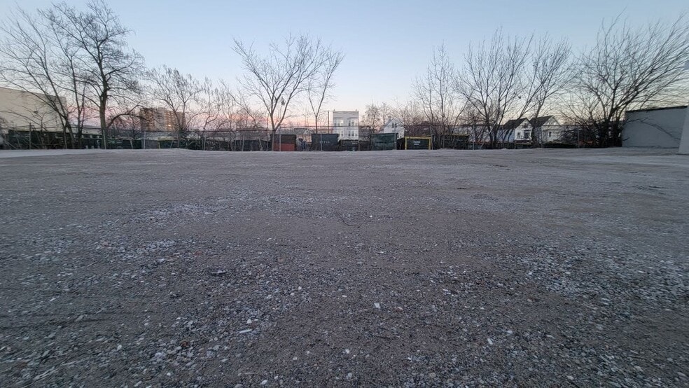 More Photos Of 160-178 Jelliff Ave, Newark Warehouse For Sale