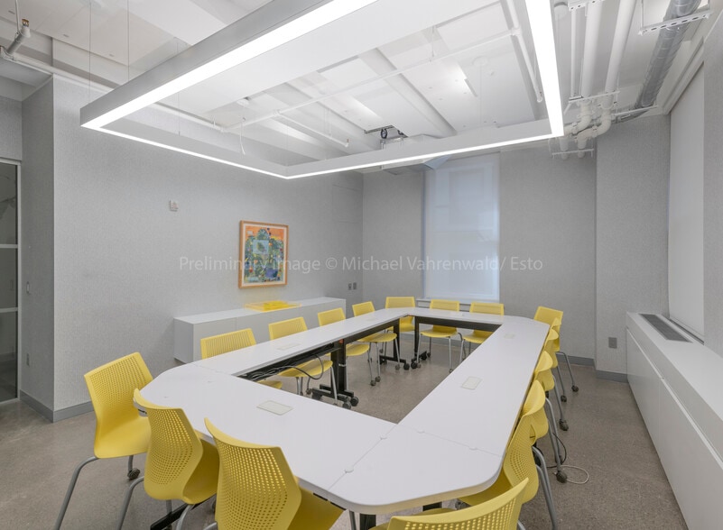 More Photos Of 20 W 33rd St, New York Office For Sale