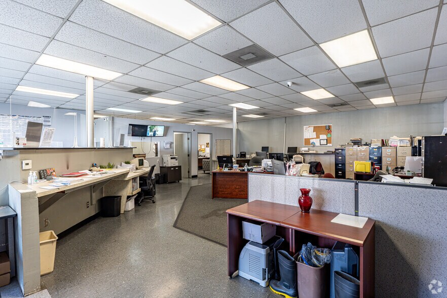 More Photos Of 4357-4359 Florence Ave, Bell Storefront For Sale