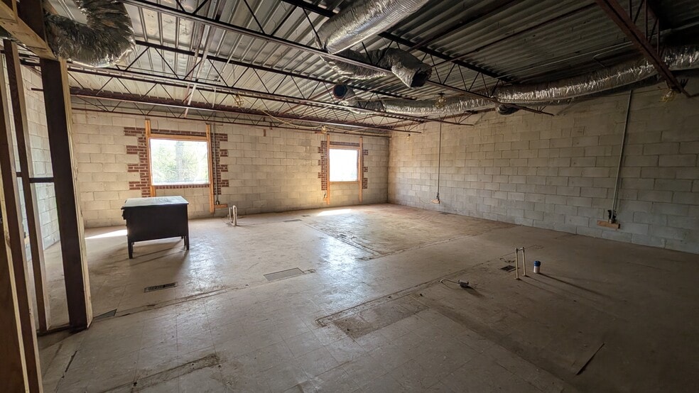 More Photos Of 1111 Miller Ave, Columbia Office Residential For Sale