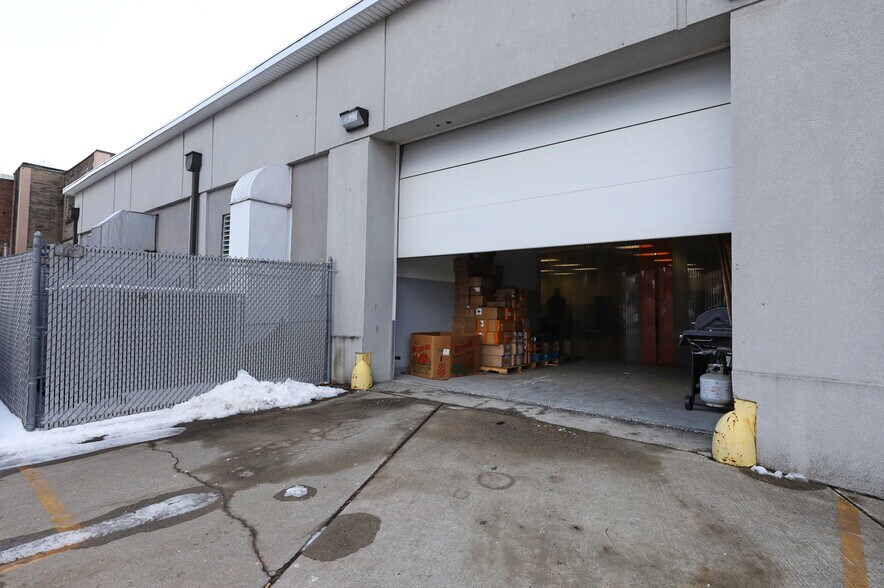 More Photos Of 174 Main Ave, Wallington Warehouse For Sale