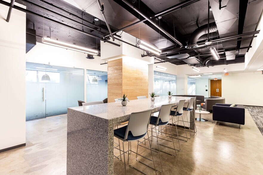 More Photos Of 1900 Campus Commons Dr, Reston Unknown For Lease