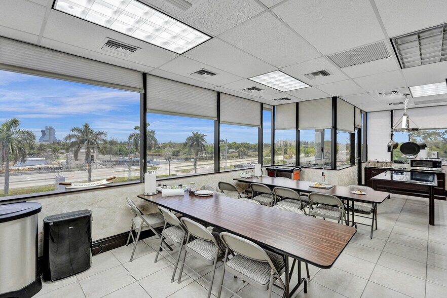 More Photos Of 4491 S State Road 7, Davie Office For Lease