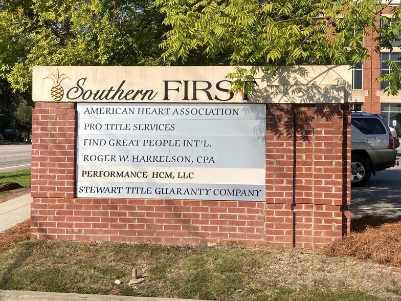 More Photos Of 190 Knox Abbott Dr, Cayce Office For Lease