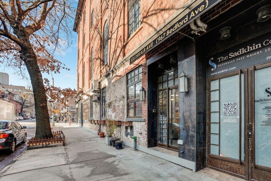 More Photos Of 535 DeKalb Ave, Brooklyn Specialty For Lease