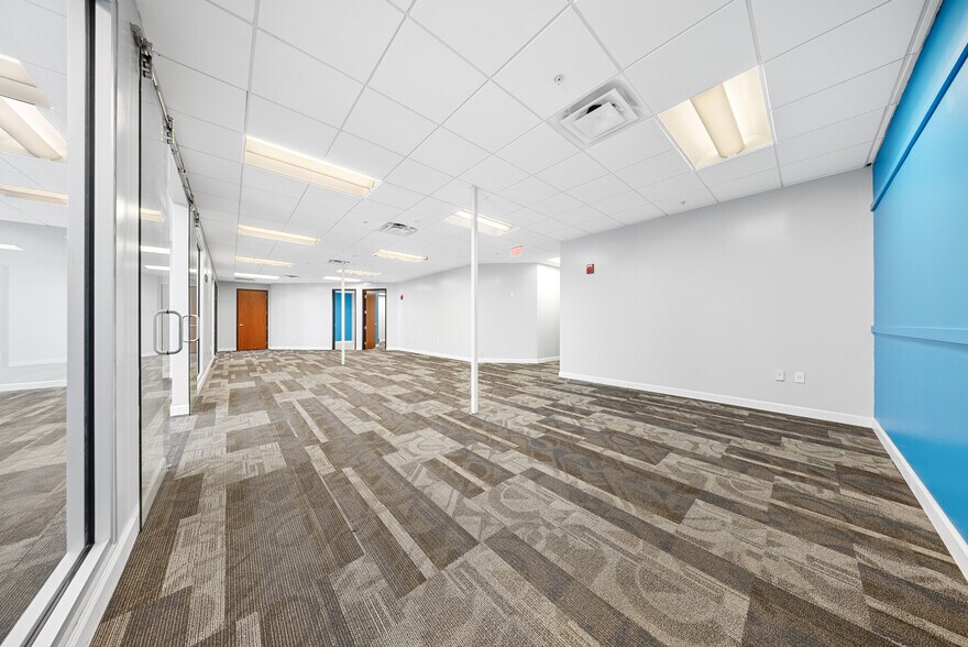 More Photos Of 121-189 S Orange Ave, Orlando Office Residential For Sale
