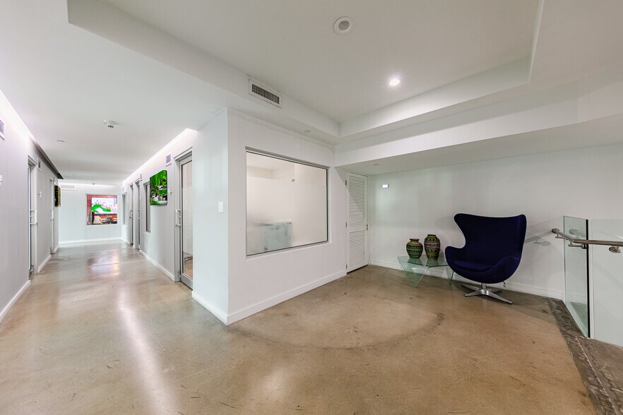 More Photos Of 350 S Miami Ave, Miami Apartments For Sale