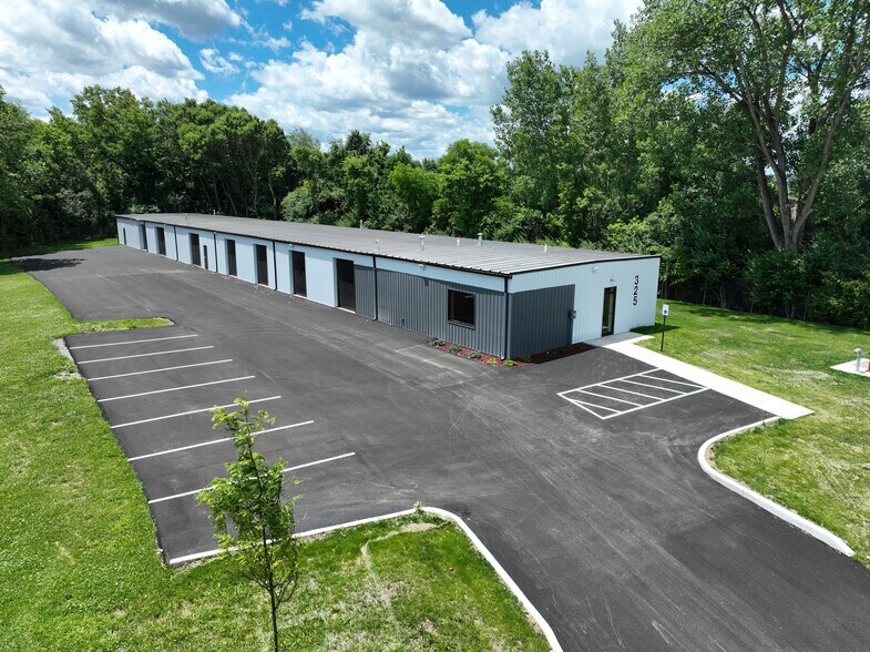 More Photos Of 325 Harmon Ave, Lebanon Distribution For Lease