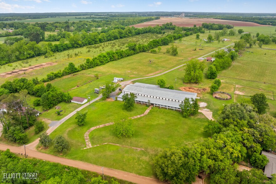 More Photos Of 1785 Old River Rd, Natchitoches Light Manufacturing For Sale