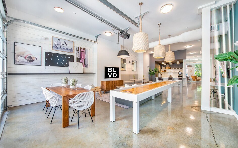 More Photos Of 725-735 Coleman Blvd, Mount Pleasant Apartments For Lease