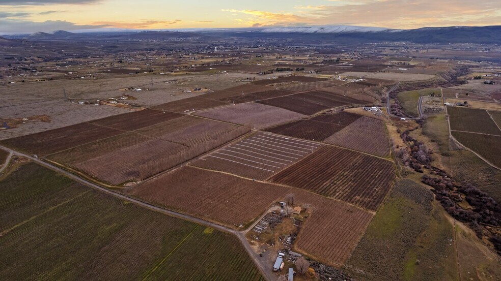More Photos Of 14306 W Acord Rd, Benton City Land For Sale