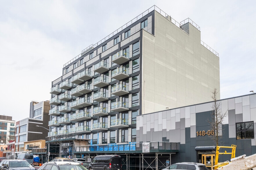Primary Photo Of 148-18 Hillside Ave, Jamaica Apartments For Lease