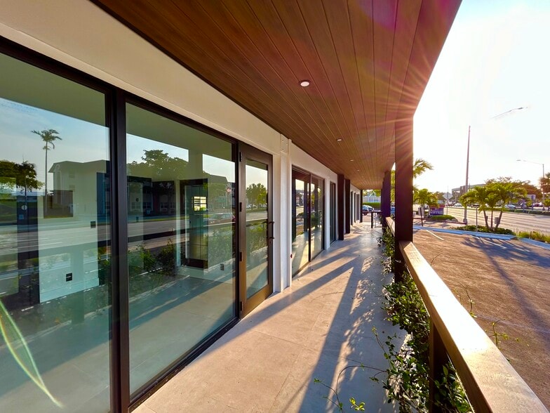 More Photos Of 2100 E Commercial Blvd, Fort Lauderdale Storefront Retail Office For Lease