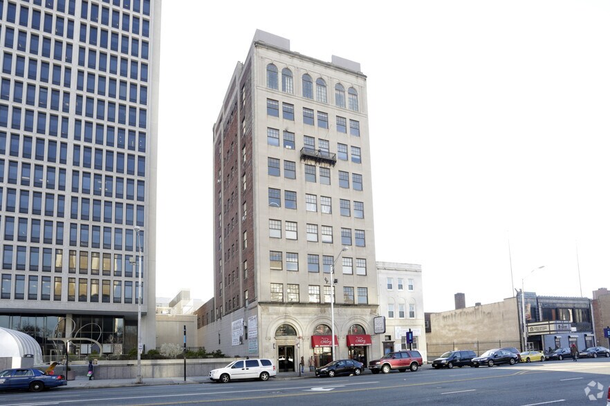 More Photos Of 972-974 Broad St, Newark Office For Lease