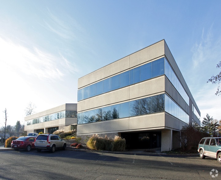 More Photos Of 90 Grove St, Ridgefield Medical For Sale