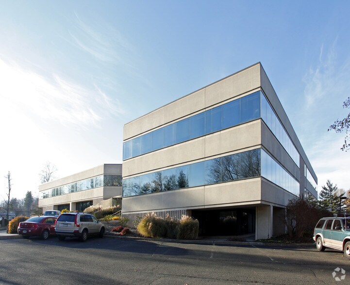 More Photos Of 90 Grove St, Ridgefield Medical For Lease