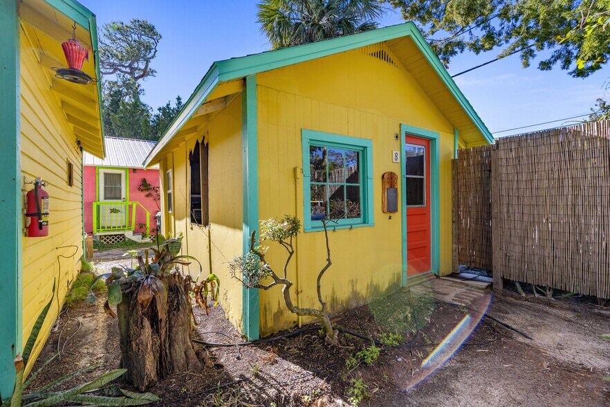 More Photos Of 12685 FL-24, Cedar Key Hotel For Sale