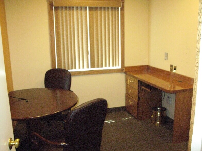 More Photos Of 4955 Route 873, Schnecksville Medical For Lease