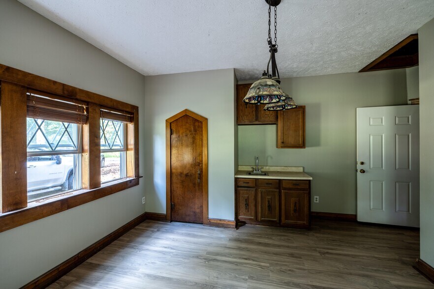 More Photos Of 1542 Highway 70 E, Jackson Apartments For Sale