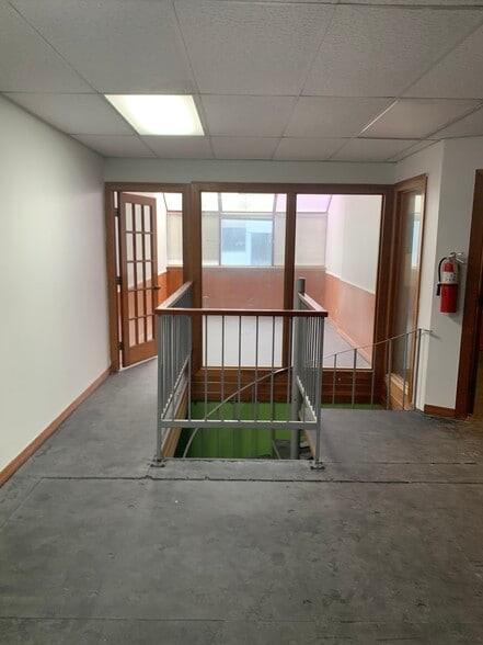 More Photos Of 14200-14238 SW 136th St, Miami Light Manufacturing For Sale