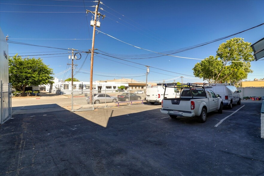 More Photos Of 1165-1169 N 5th St, San Jose Service For Sale