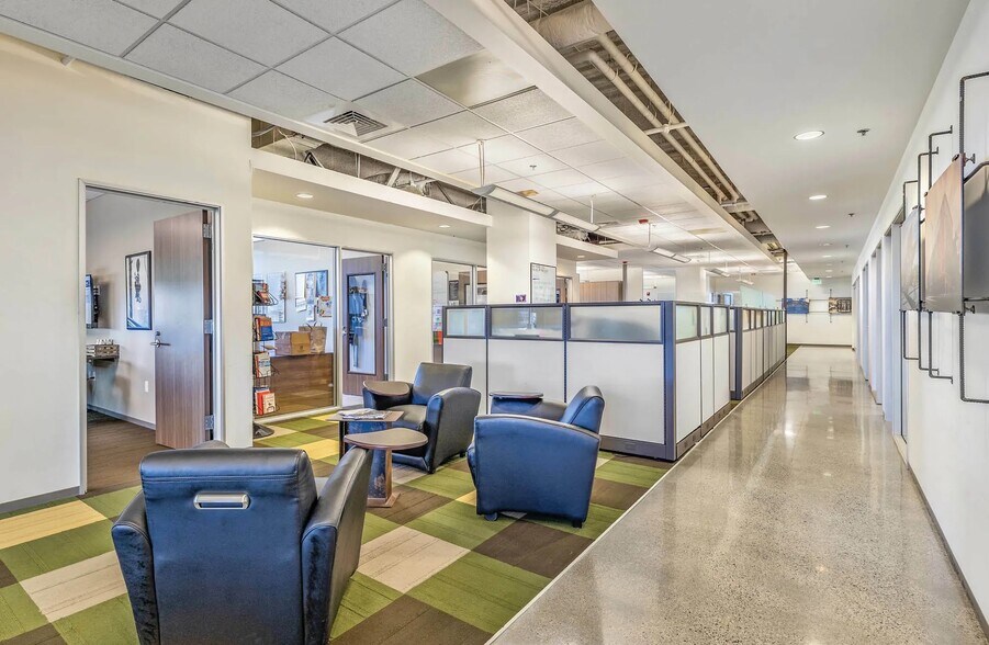 More Photos Of 3330 E Louise Dr, Meridian Office For Lease