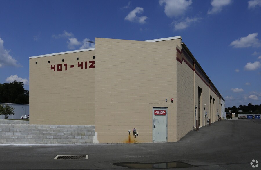 More Photos Of 401-406 Camars Dr, Warminster Warehouse For Sale