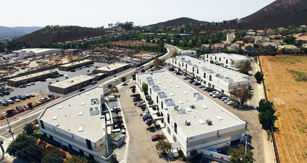 More Photos Of 800 N Twin Oaks Valley Rd, San Marcos Unknown For Lease
