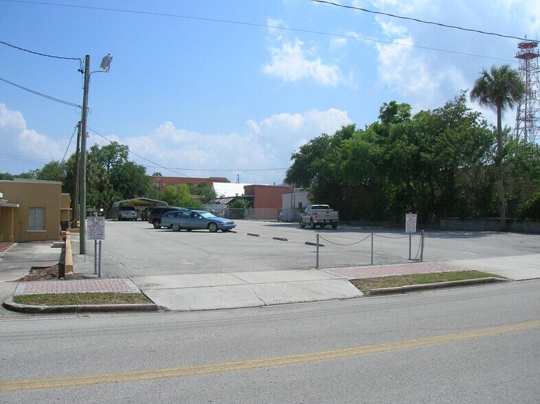 More Photos Of 501-507 Delannoy Ave, Cocoa Office Residential For Lease