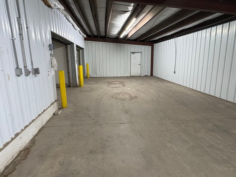 More Photos Of 11375 US-701 Hwy, Elizabethtown Refrigeration Cold Storage For Sale