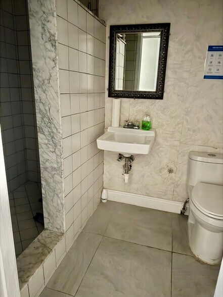 More Photos Of 5353 W Atlantic Ave, Delray Beach Medical For Sale