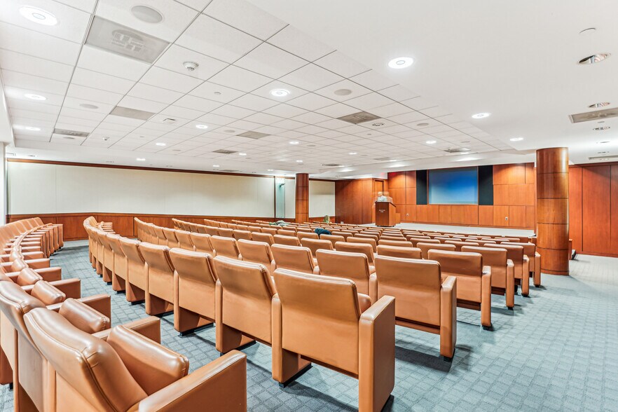 More Photos Of 68 S Service Rd, Melville Coworking Space