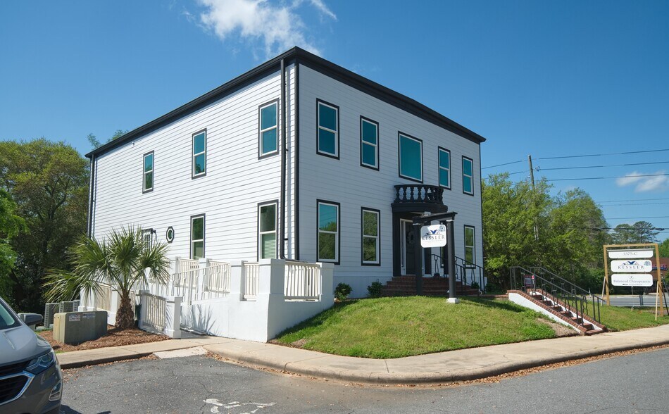 More Photos Of 3375 Capital Cir NE, Tallahassee Office For Sale