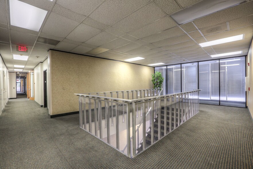More Photos Of 1115 Gemini St, Houston Office For Lease