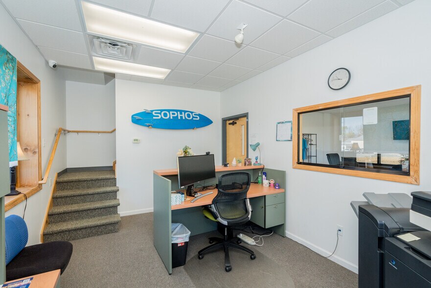 More Photos Of 1252 Saratoga Rd, Ballston Spa Light Distribution For Sale