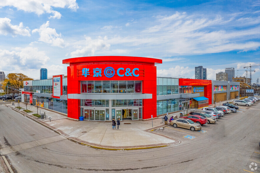 Primary Photo Of 890 Don Mills Rd, Toronto Freestanding For Lease