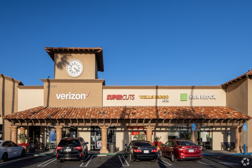 More Photos Of 26731-26771 Portola Pky, Foothill Ranch Unknown For Lease