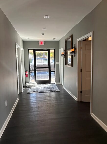 More Photos Of 1451 Mount Ulla Hwy, Mooresville Office For Sale