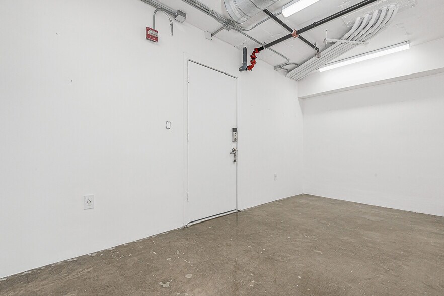 More Photos Of 1200 West Ave, Miami Beach Apartments For Sale