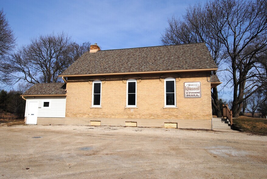 More Photos Of W4614 Potter Rd, Elkhorn Flex For Sale