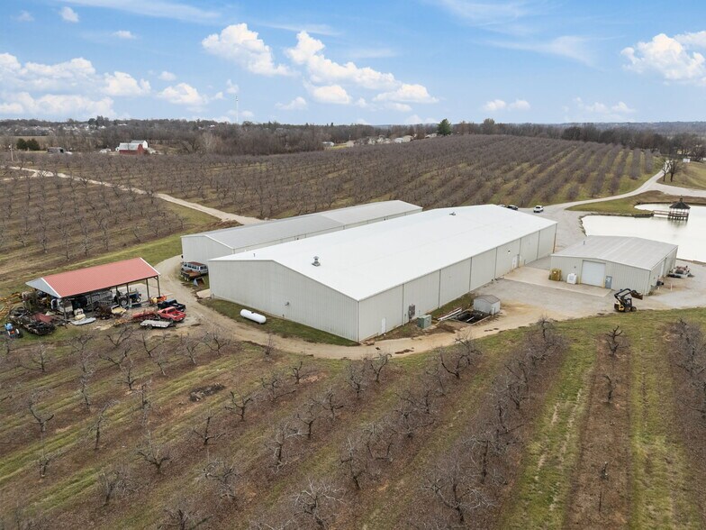 More Photos Of 15972 State Highway 47, Marthasville Specialty For Sale