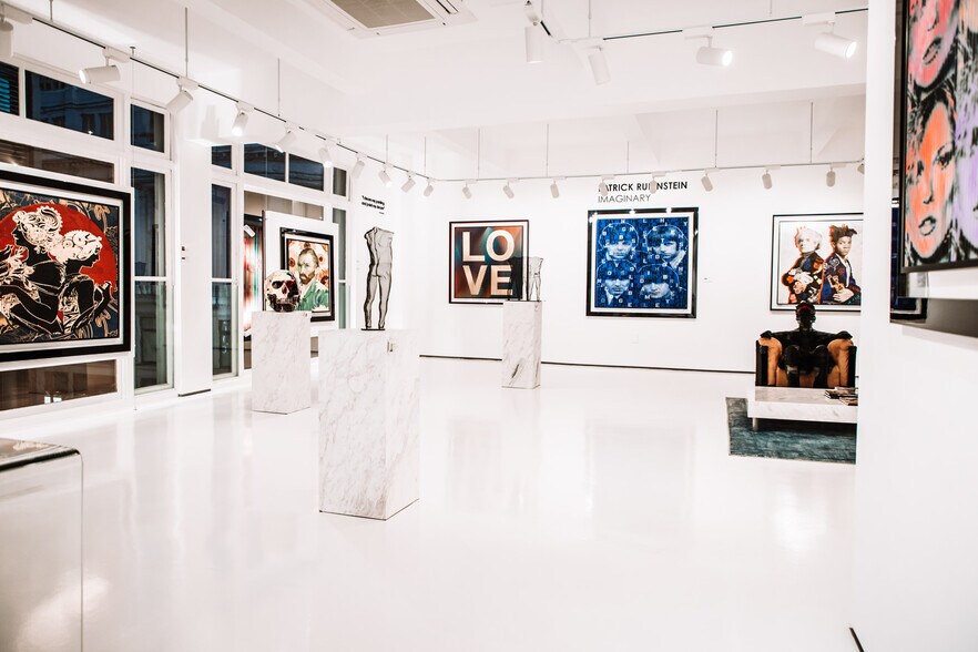 More Photos Of 311 Grant Ave, San Francisco Storefront For Sale