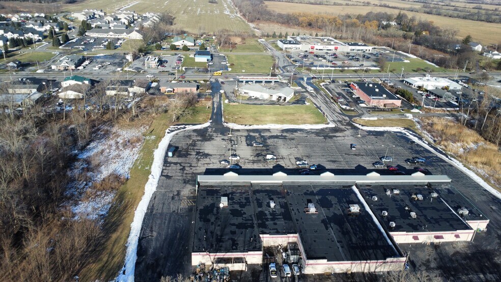 More Photos Of 275 E Main St, Avon Unknown For Lease