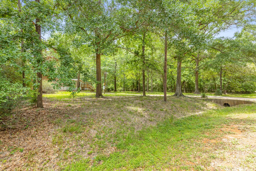 More Photos Of 7362 Washington Ave, Montgomery Flex For Sale