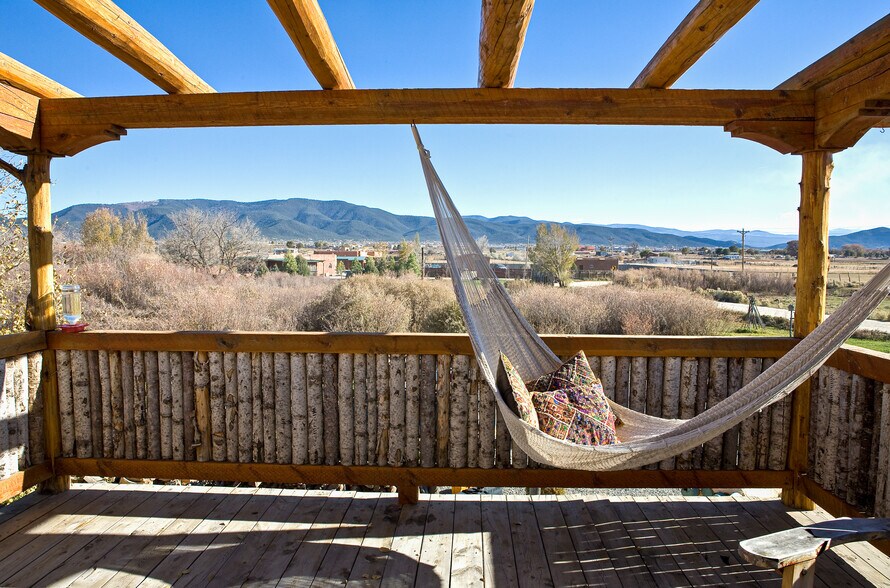 More Photos Of 613 Callejon Rd, Taos Hospitality For Sale