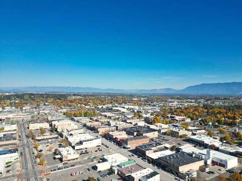 More Photos Of 302 S Main St, Kalispell Restaurant For Sale