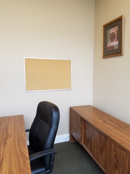 More Photos Of 420 Beatrice Ct, Brentwood Light Distribution For Lease